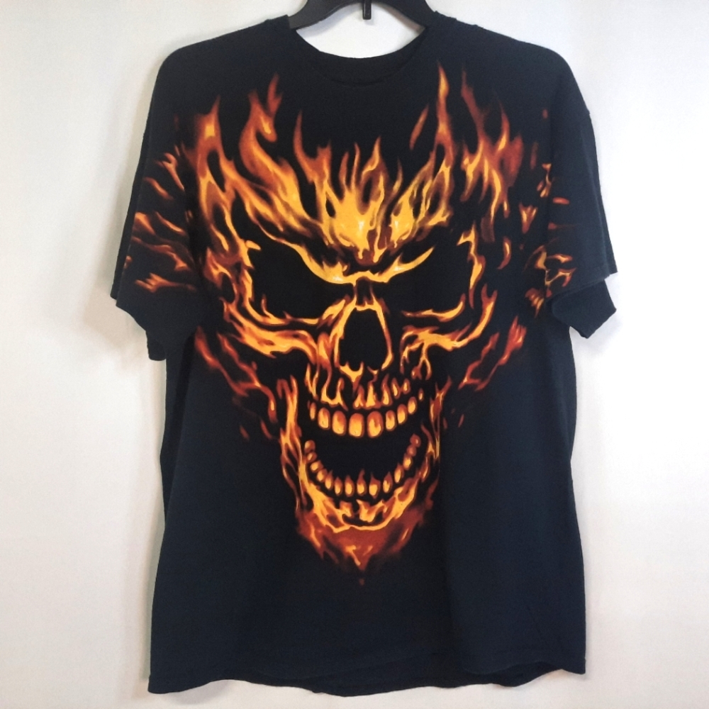 Vintage 2008 Liquid Blue Flaming Skull T-shirt Men's Size XL Horror AOP Biker